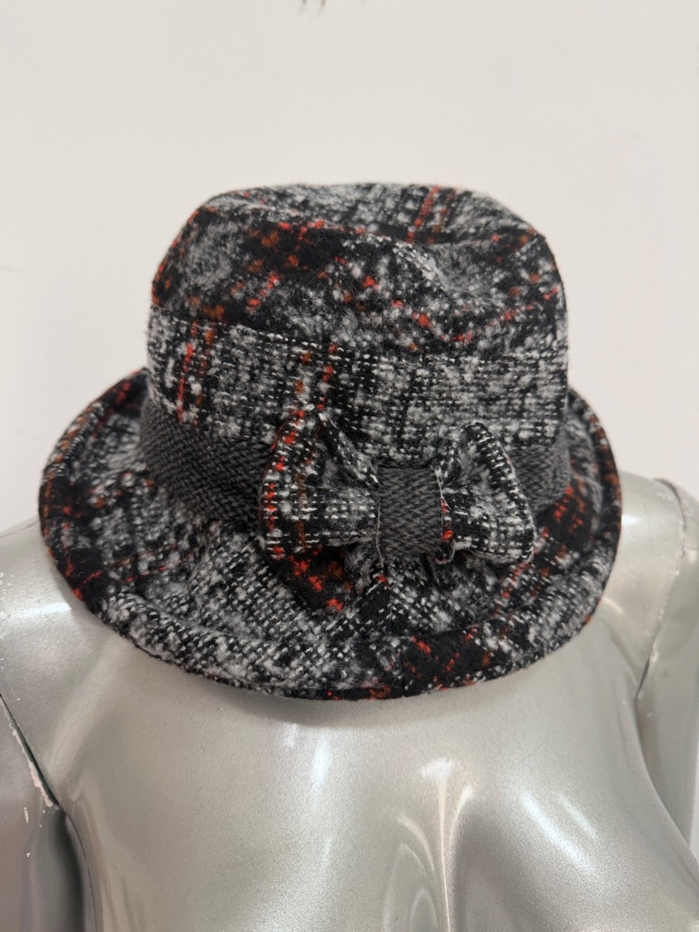 Women’s Classic Black & Gray Tweed Bucket Hat Textured with Bow